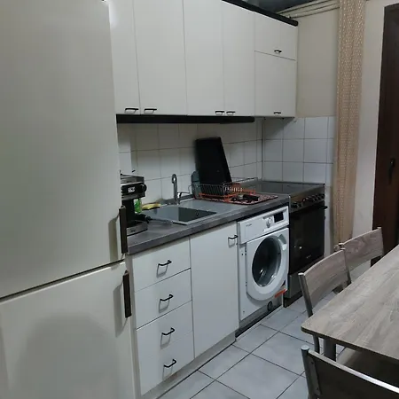 Apartamento Tsitsihouse